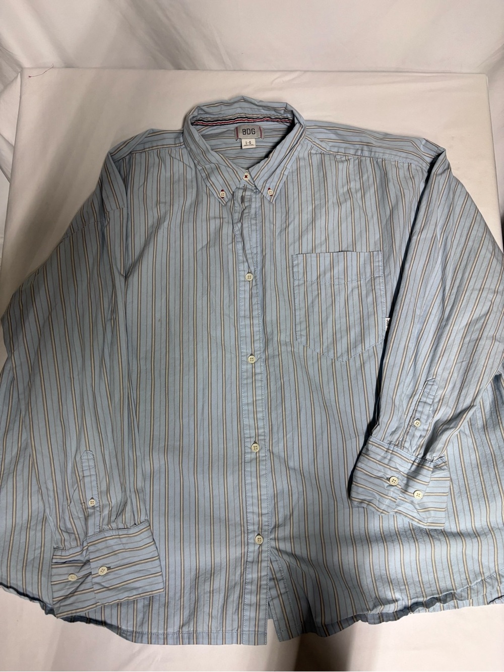BDG Men’s L Blue Striped 100% Cotton Button Down Shirt